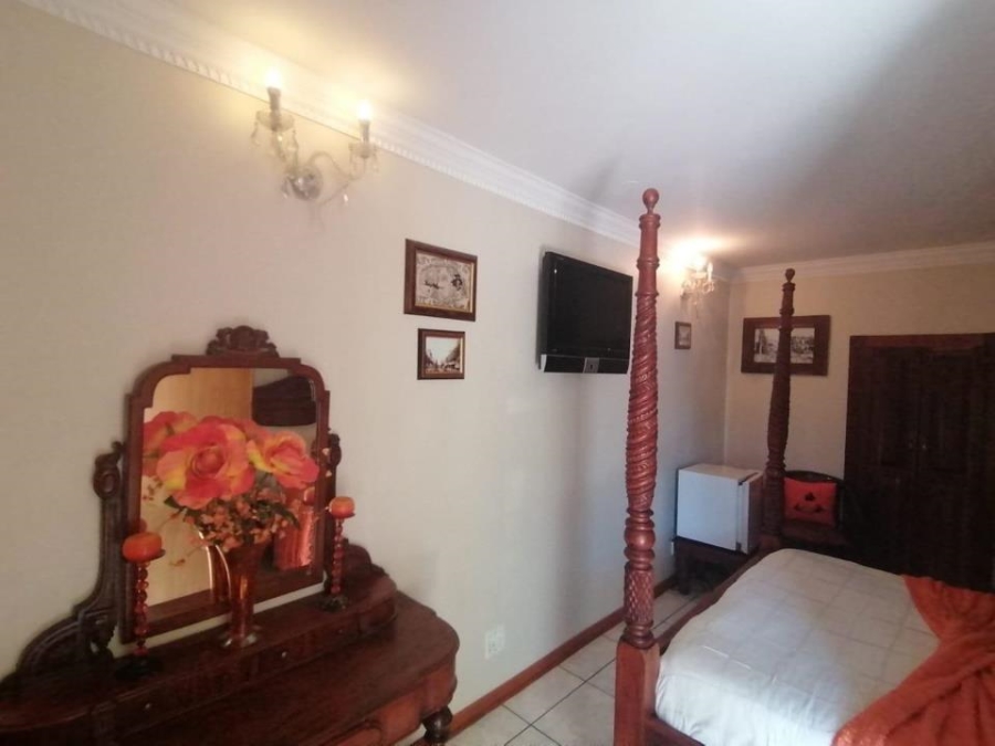 9 Bedroom Property for Sale in West End Northern Cape